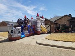 20220316 131005 1647521597 Knight Castle Bounce House and Slide (Wet or Dry)